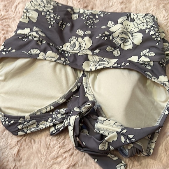 Adore me size 0X one-piece floral print swim suit - Picture 12 of 13